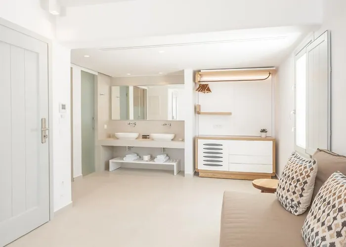 מלון Manoula's Mykonos 4*