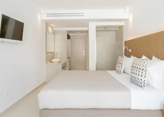 Manoula's Mykonos 4*