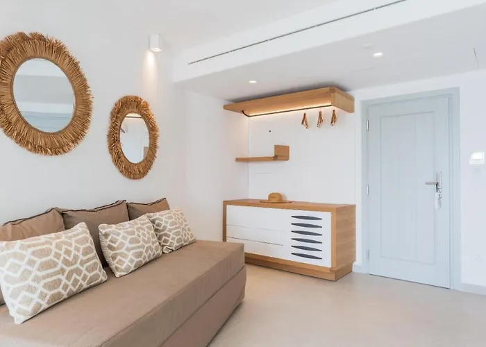 マノーラズ ビーチ ミコノス Agios Ioannis Diakoftis