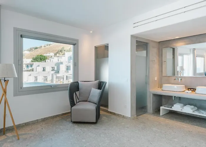 ホテル マノーラズ ビーチ ミコノス Agios Ioannis Diakoftis