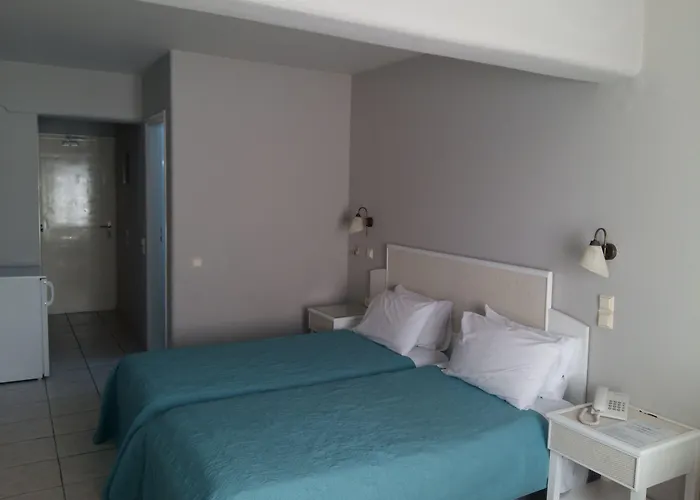 マノーラズ ビーチ ミコノス Agios Ioannis Diakoftis